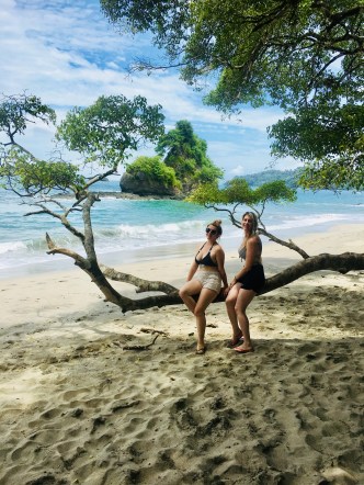 CF0C7B0E-C75A-44EF-AE6B-6BEEDDFD000D